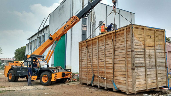 ACE New Generation Cranes For Heavy Construction Projects and Industrial Infrastucture - Model F210